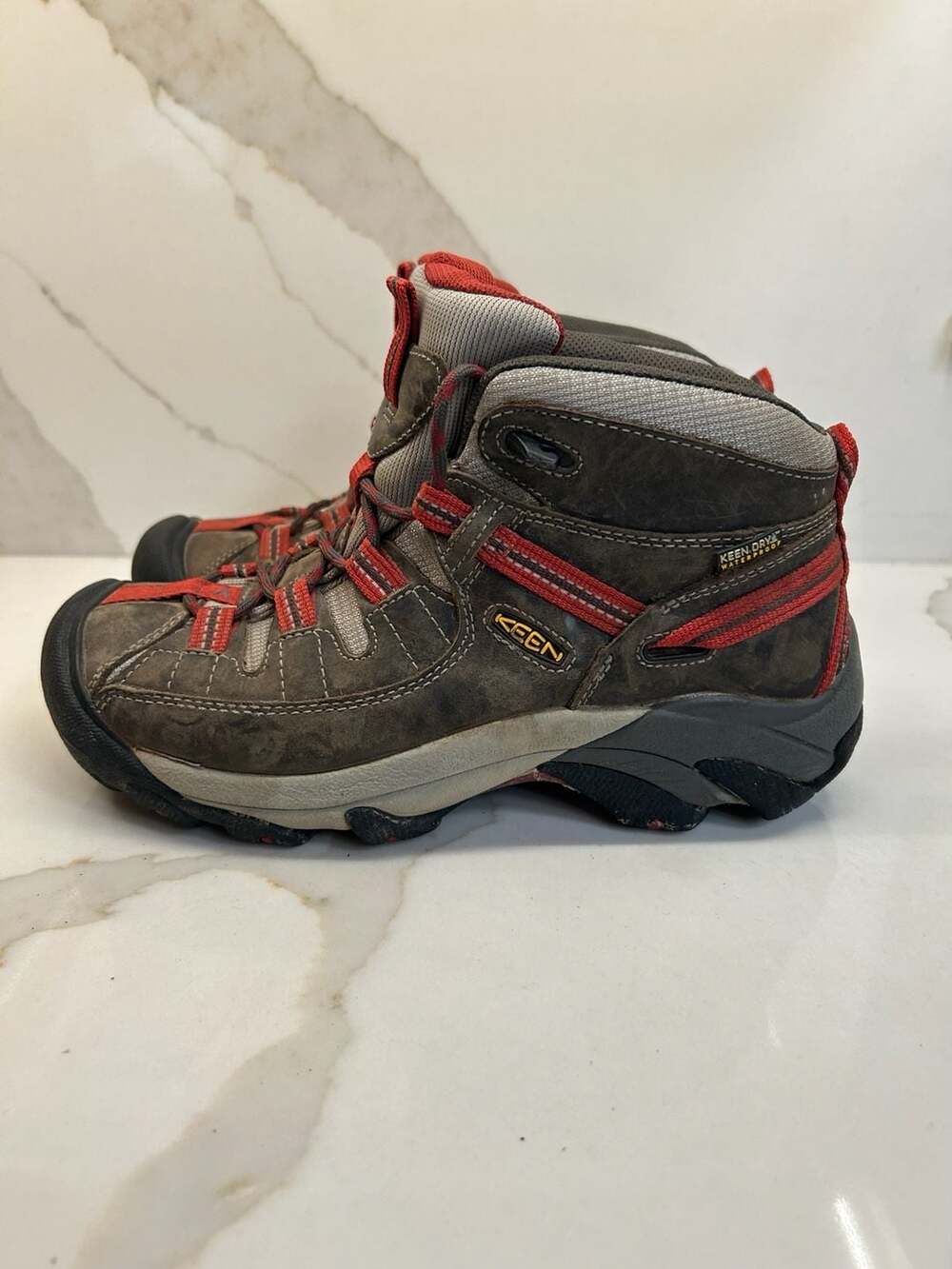 KEEN Targhee II Mid Hiking Boots Brown Red Waterproof Shoes (Size: 8.5)